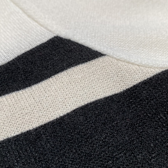 12PM by Mon Ami Stripe Top 💗 White Black Cream - Picture 8 of 11